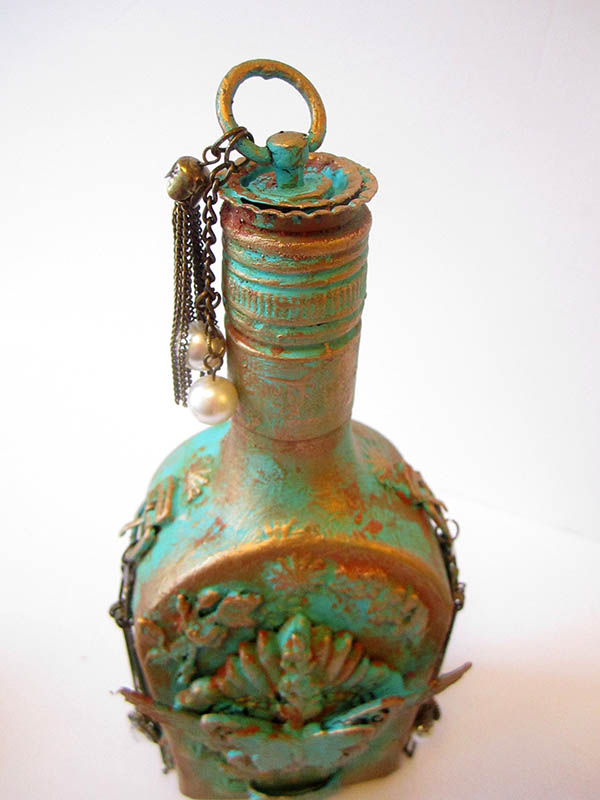 mixed- media-altered-bottle